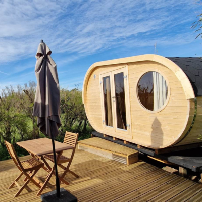 logement insolite : tiny house d'oléron famille et amoureux